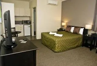 Redcliffe Motor Inn Motel