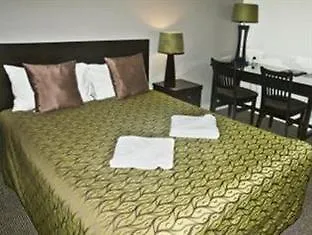 Redcliffe Motor Inn Motel