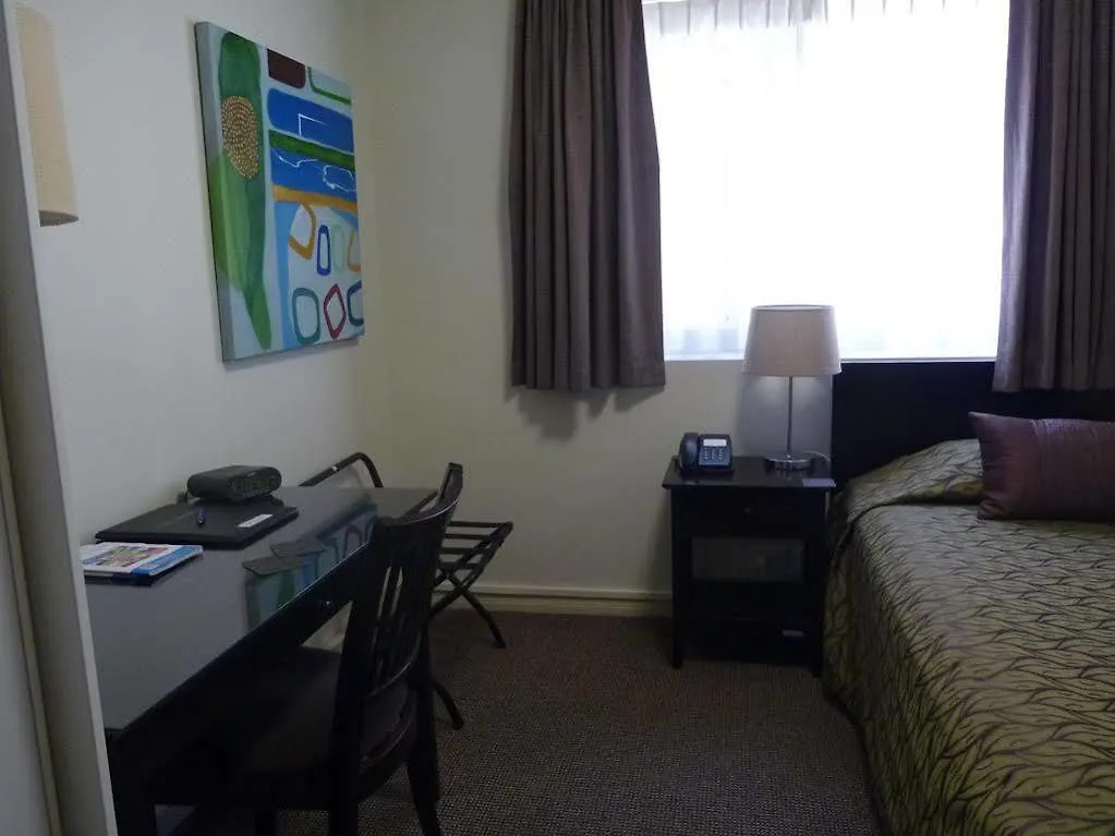 Redcliffe Motor Inn Australia