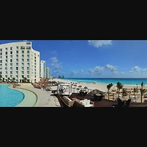 Sunset Royal 5* Cancun